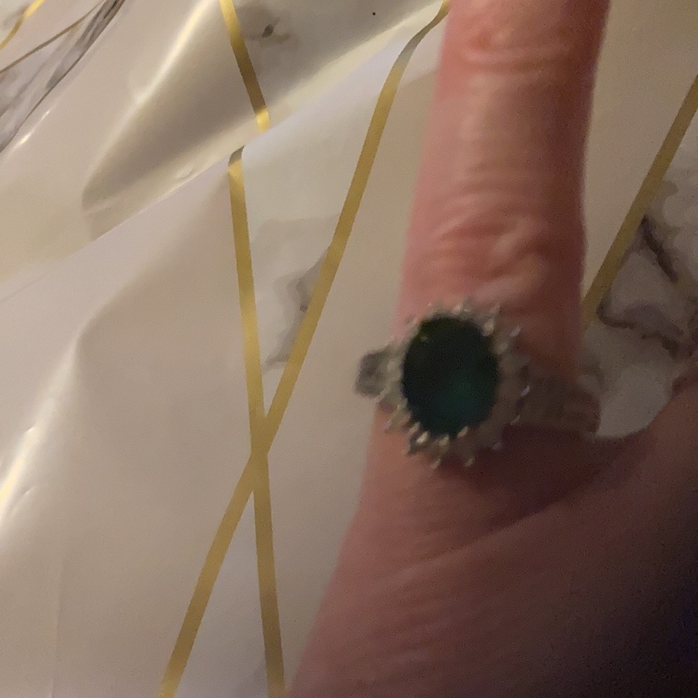 Beautiful emerald ring.